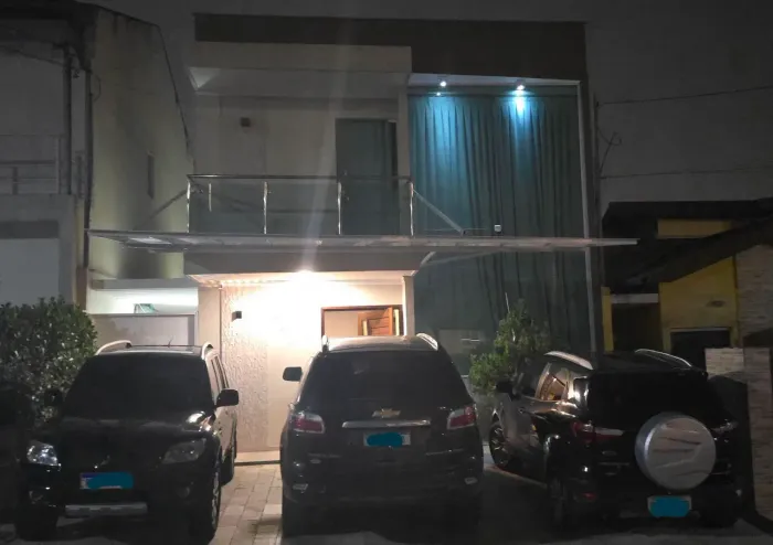Casa Duplex Serraville!