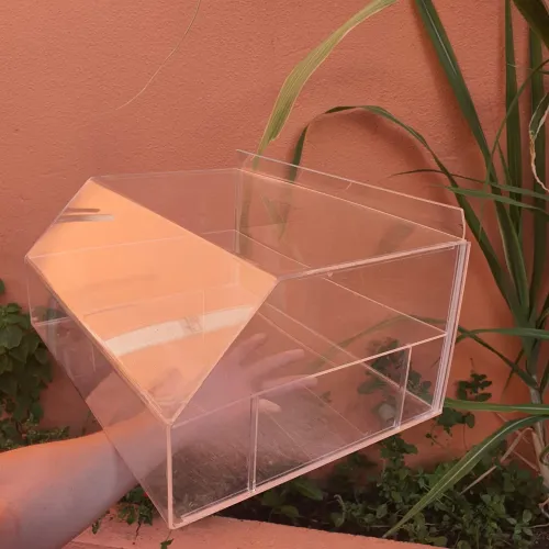 Caixa expositora de produtos mostruário em acrílico transparente