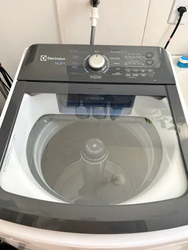 Vendo máquina de lavar roupa 14,5 kg