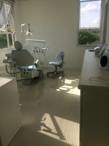 Cadeira e equipamentos dentista