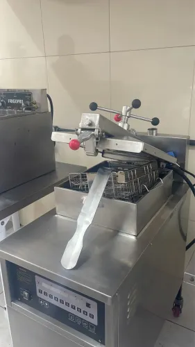 Fritadeira pressão de frango da KFC Shinero 220 trifásico