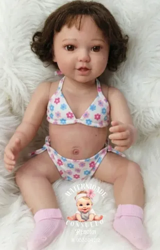 Bebê Reborn pode dar banho com instrução