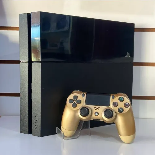 Playstation 4 fat 500g com 1 controle e 1 jogo