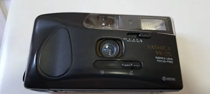 Máquina fotográfica Yashica YK-35 - Preta - Analógica
