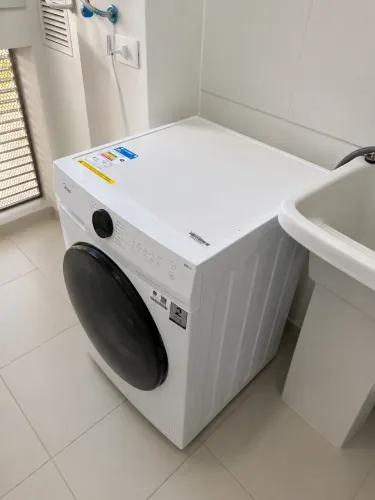 Máquina Lava e Seca - Midea - Seminova ainda na Garantia