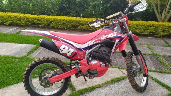 Crf 250 muito zero
