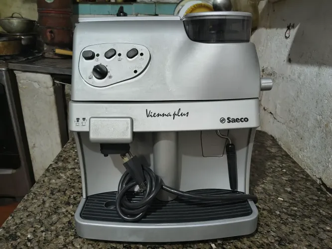 Máquina de café cafeteira Saeco Vienna Plus 110V