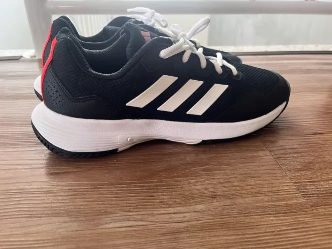 Tênis Adidas Gamecourt 2.0 tamanho 41
