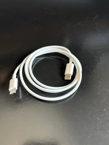 Cabo Lightning iPhone 11