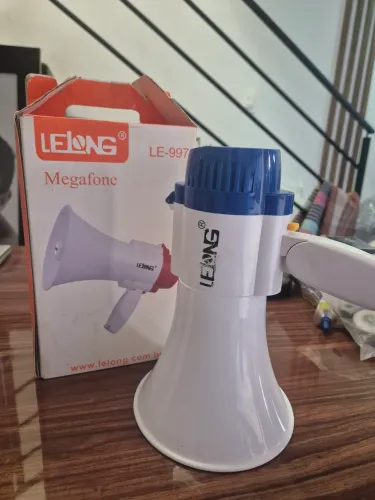 Mega fone com gravador de voz