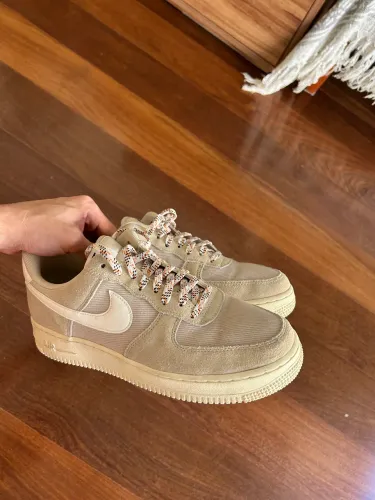 Nike Air Force One - Bege (tamanho 40)