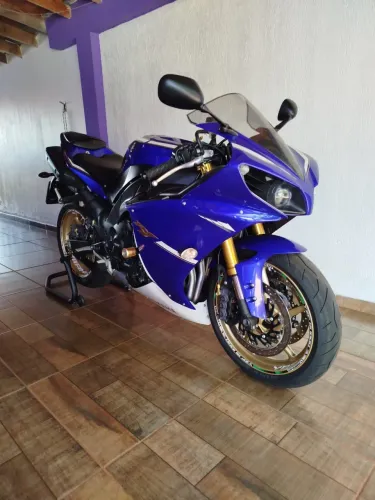 YAMAHA YZF R1 1000