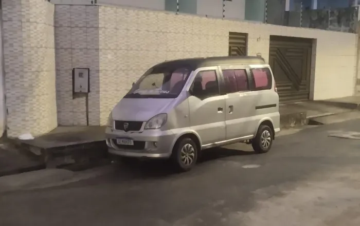 Hafei Towner Passageiro 1.0 8V 48cv 7L 5P 2010
