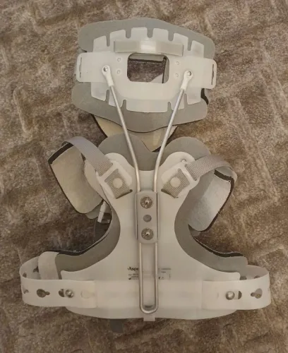 Colete Cervical Tipo Halo / Imobilizador Cervical