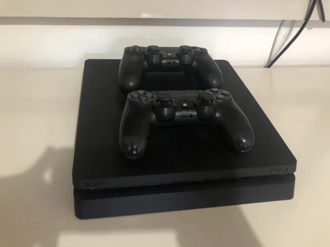 PLAYSTATION 4 1 TERA