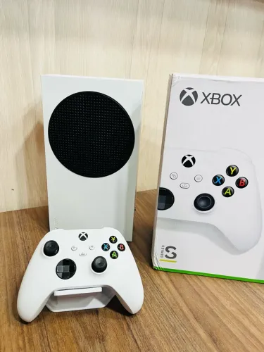 Xbox Séries S Com Jogo e 1 ano garantia 