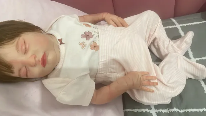 Bebê reborn kit Laura