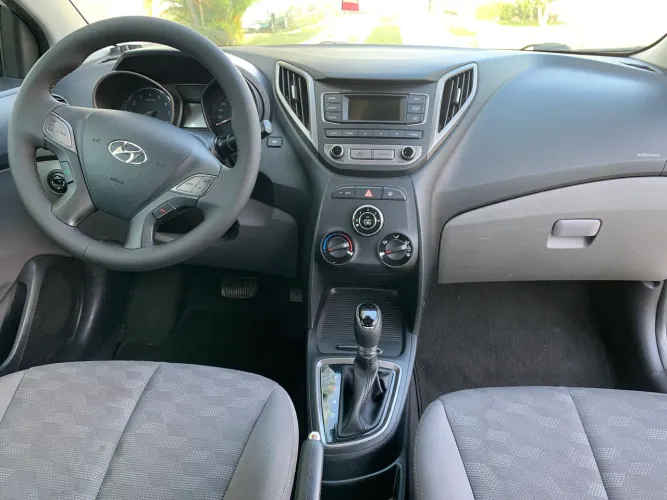 Hyundai HB20S C.style/c.plus1.6 Flex 16V Aut. 4P 2016