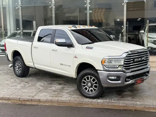 Ram 3500 Limited Longhorn 6.7 TB CD Diesel 2022