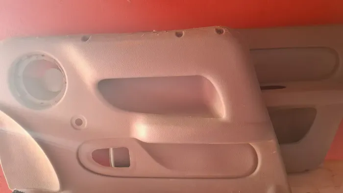 Forro de porta, clio original 2010,2011