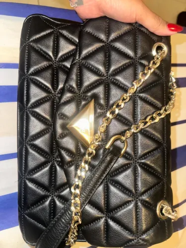 Bolsa Schutz nova