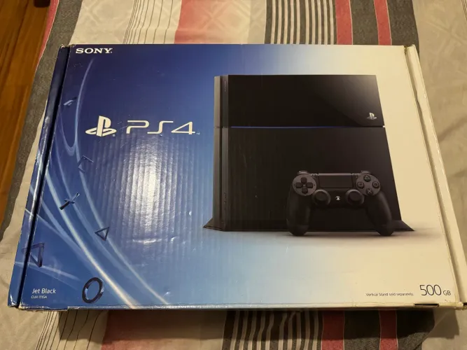 Play Station 4 Goldhen