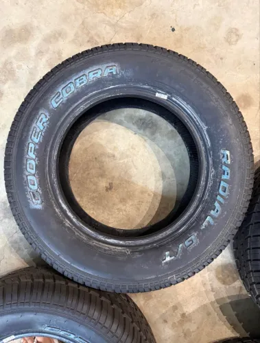 Par de Cooper Cobra Radial GT 215/65r15 95T