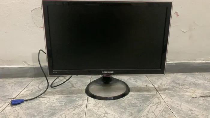 Monitor TV LED Samsung 24?