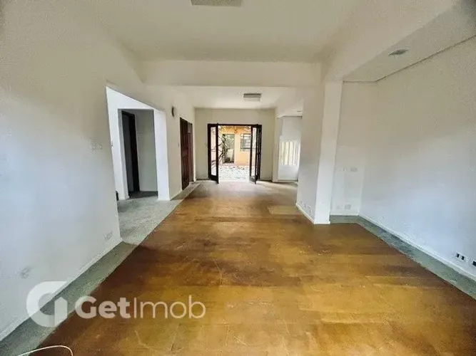 Sobrado à venda em Pinheiros, São Paulo