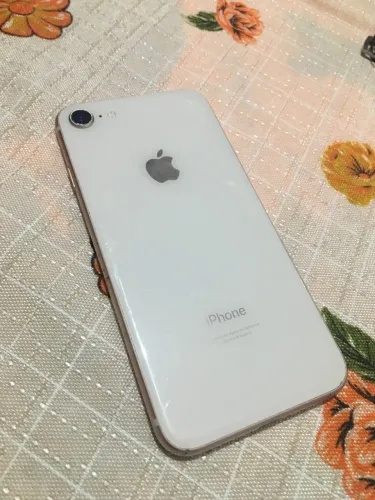 iPhone 8