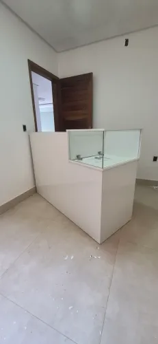 Balcão de loja MDF branco