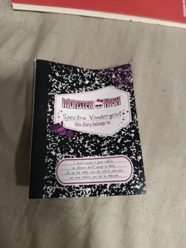 Diário Spectra Monster High
