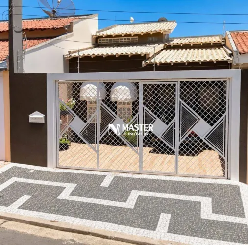 Casa com 3 dormitórios à venda, 100 m² por R$ 315.000,00 - Jardim Sasazaki - Marília/SP