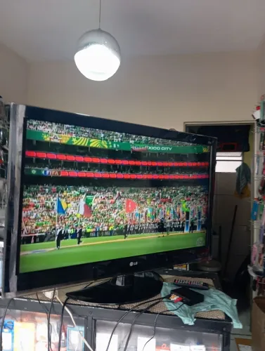 Vendo TV LG 42 Polegadas 