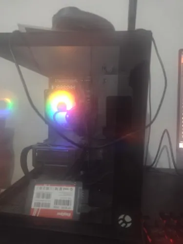 PC GAMER (acompanha monitor 180hz)