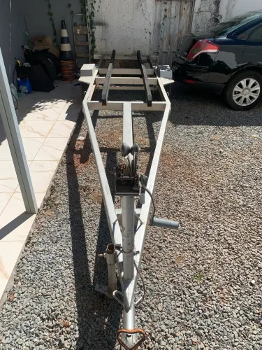 Carretinha para barco 6 metros