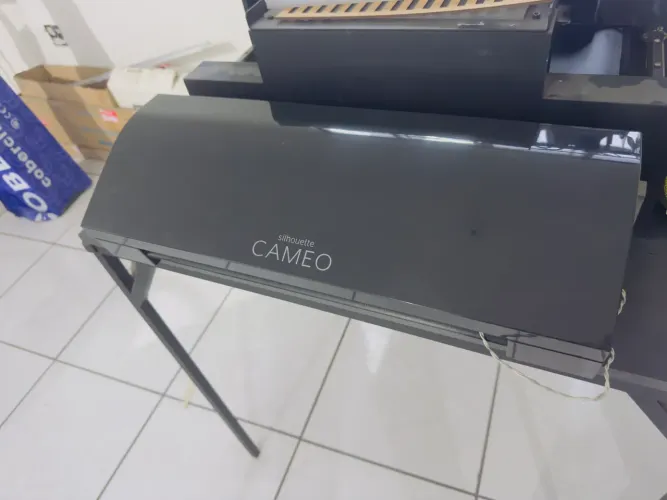 Silhouette cameo 3