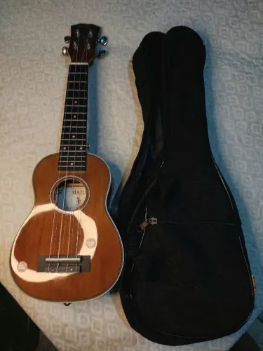 Ukulele novo