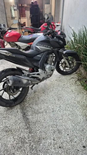 Vendo cb twister 2022