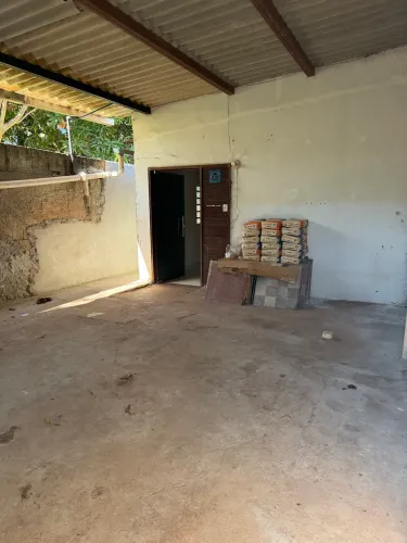 Vendo Casa de 02 Quartos no Lago Norte Próx. Da Água de coco