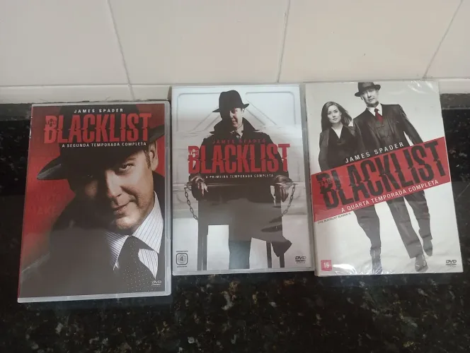 Blacklist - T01, T02 e T04 em dvds (usado)