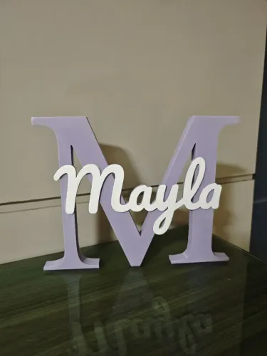 Letreiro com letra e nome personalizado 