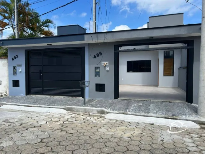 Casas Novas em Lorena à Venda