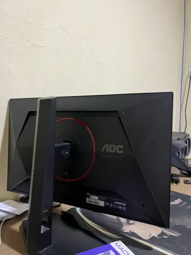 MONITOR AOC 180hz