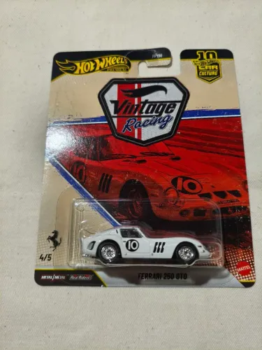 Hotwheels Ferrari gto .