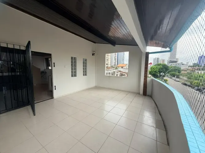 Apartamento duplex para locação no Umarizal