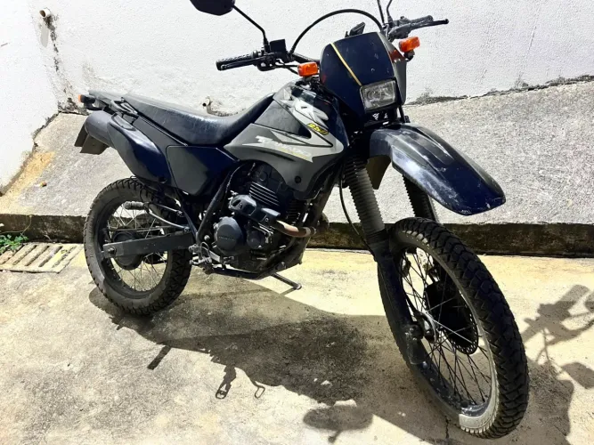 Moto muito bem conservada