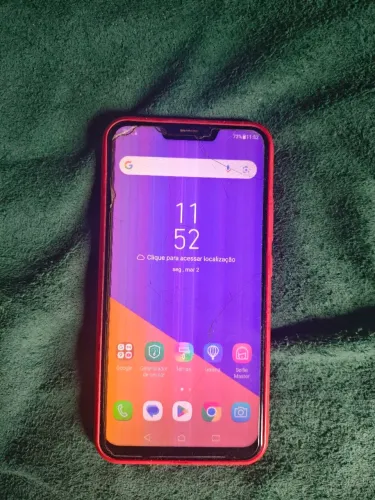 Zenfone 5 128 GB com a tela com defeito