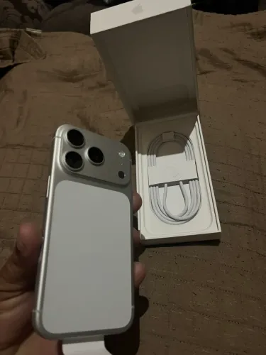 iPhone 17 pro 256 GB prata 