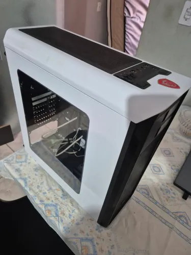 Gabinete Gamer Mid Tower AERO-500 AEROCOOL